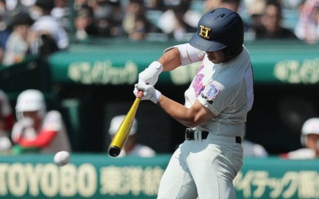 恐るべし花咲徳栄打線！初回から一挙6得点…智弁学園から序盤に大量リード奪う【センバツ】