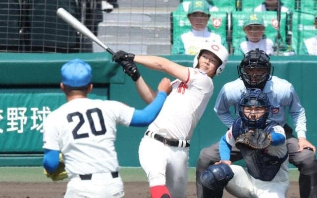 智弁学園がセンバツ史上初の猛攻劇！序盤２イニングで８点先制される→五回までに９得点で試合をひっくり返し逆転勝利　甲子園が騒然