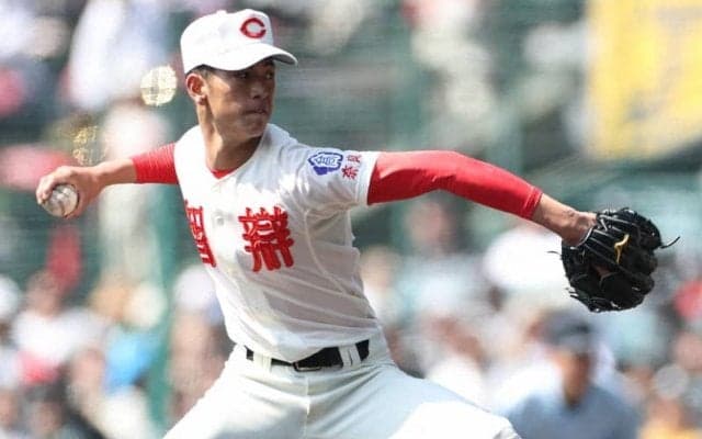 智弁学園が最大8点差を五回に逆転　センバツ準々決勝で猛反撃