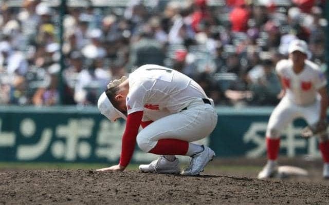 智弁学園、先発全員安打で大逆転　花咲徳栄、三回以降は打線が沈黙