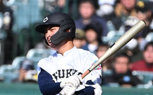 【センバツ】４強中京大中京の打率７割男・田中大晴２安打「ボールが見える」初球打ちOKの理由