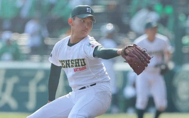 専大松戸が山梨学院との接戦を制し、創部初のセンバツベスト4進出！エース門倉が粘りの完投【センバツ】