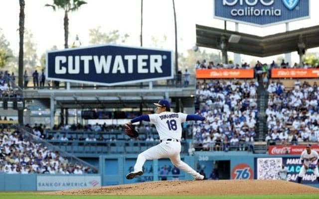 ドジャース山本由伸、開幕戦勝利の味は　大谷翔平は「さすがな存在」