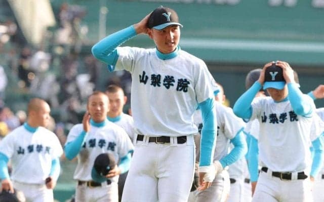 山梨学院・吉田監督「ＤＨにしときゃよかったなっていうのはある」　菰田の起用法に悔いも　投打の大黒柱が初戦の一塁守備で負傷　「いい勉強になりました」