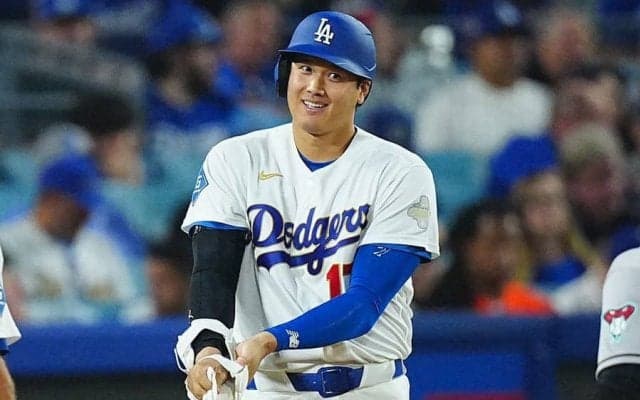 大谷翔平の63万円ギフトをどう思った？　「一生大切に」…由伸も感動、ロバーツ監督明かす裏側