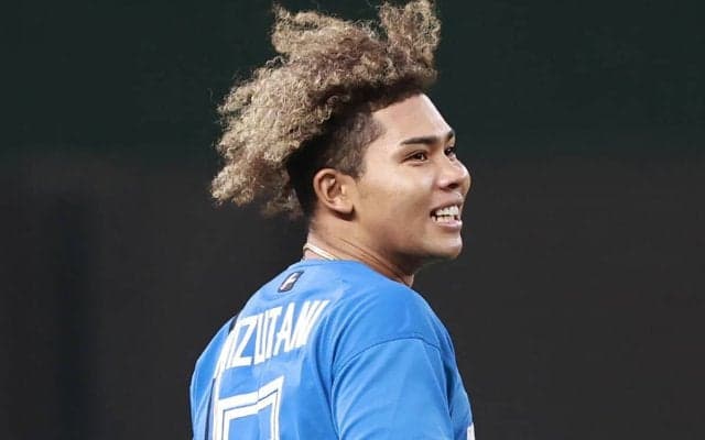 【プロ野球】鶴岡慎也のパ・リーグ順位予想 「優勝争いは日本ハムとソフトバンクの２強」「サブロー新監督のロッテは不気味」