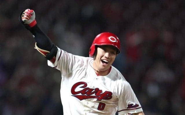 広島　３０年ぶり劇的サヨナラ勝ち　４年ぶり開幕戦白星　九回に４点差追いつき延長十回にドラ３・勝田が決めた　ドラ１・平川がプロ初打点、同点２点二塁打