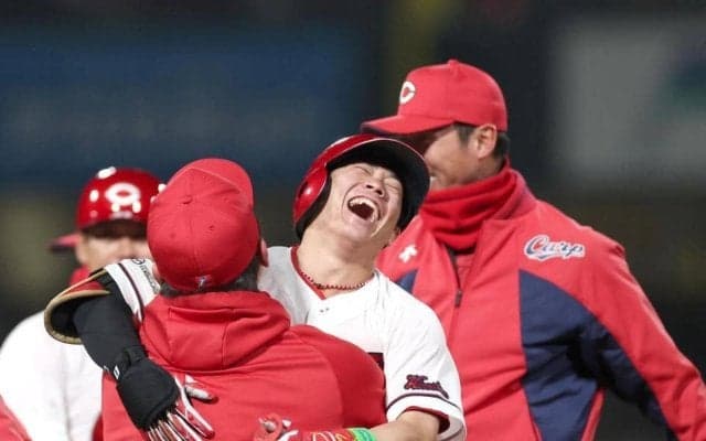 広島・勝田成「自身初のサヨナラ打。夢かなと思ってます。本当に、まさか、あそこで打つと思わなかった」
