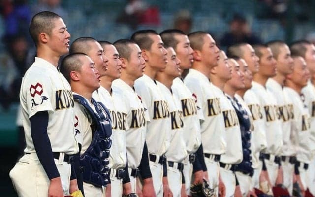 青森の名門を支えた約300万円　甲子園まで19時間のバス移動…SNSで広がった支援の輪