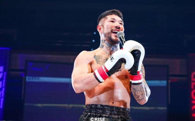 【RISE】“人獣”中村寛が強烈フック１回KO勝ち、ロッタンに「俺がナンバー１」と宣戦布告