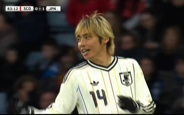 「振りが速すぎる」伊東純也の“神速ツータッチ弾”にファン驚愕！「本当に美しすぎる」6人連携でスコットランド守備を破壊