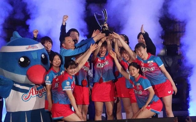 主将・平野美宇が引き寄せたクラブ初の連覇「木下アビエル神奈川で勝てたことがうれしい」　“盟友”早田ひなを撃破でつかんだ涙の1勝【Tリーグ】