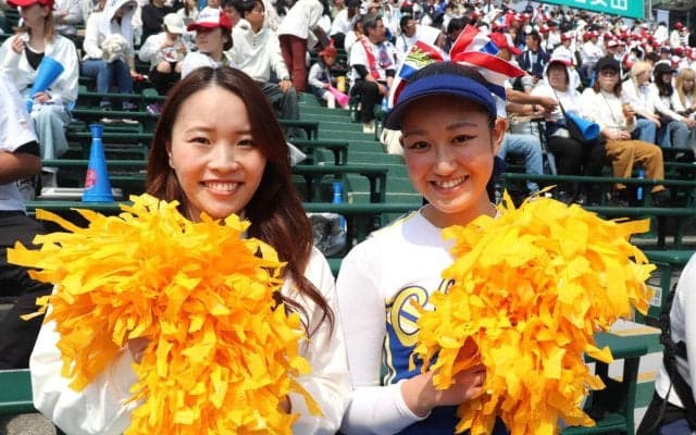 【センバツ】第１試合のNHK解説者川口朋保氏長女で中京大中京チア部コーチ真央さんが甲子園へ
