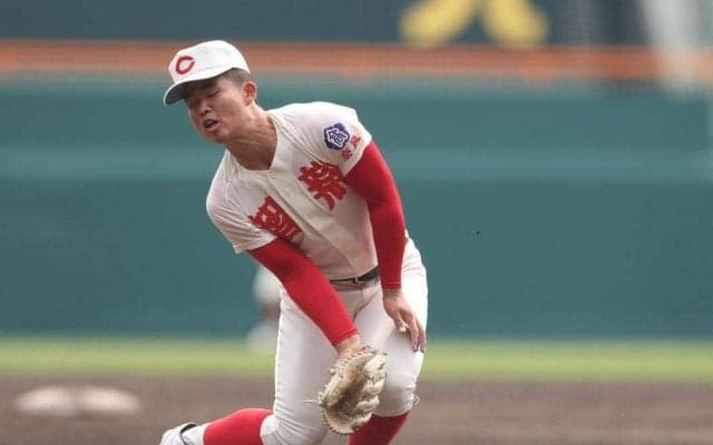 １３７球熱投の智弁学園エース杉本　最後は打球直撃も執念でアウトに　足を引きずりながら整列「投げ勝つという気持ちが強かった」