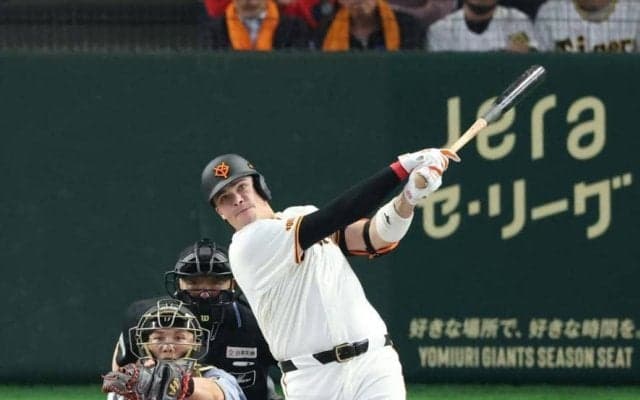 巨人・ダルベックが同点の２号２ラン　５回までに４打点の大暴れ