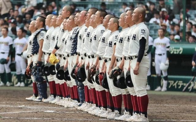 【センバツ第10日】大阪桐蔭と智弁学園が決勝へ！ともに投手陣の踏ん張りで頂点へ王手
