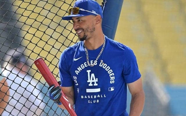 ベッツの忘れぬ“敬意”　視線の先にいた日本人スタッフ…X感激「スーパースターは違う」