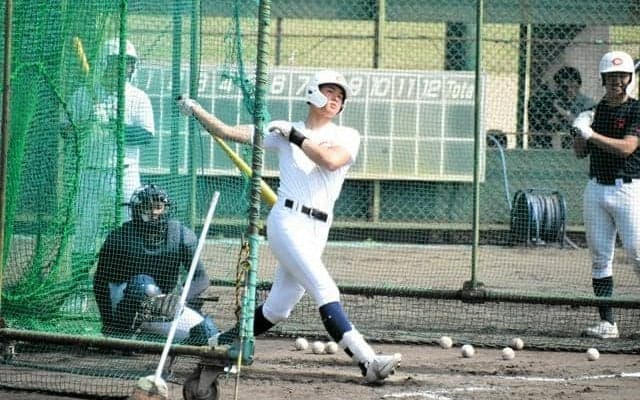 智弁学園は左投手対策、大阪桐蔭は5分間の素振り　決勝に向け調整