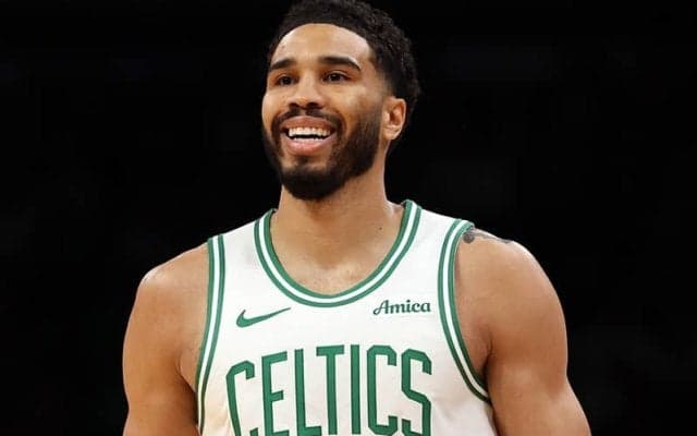 ジェイソン・テイタムが今季最多の32得点…球団史上最年少で通算1万4000得点を突破