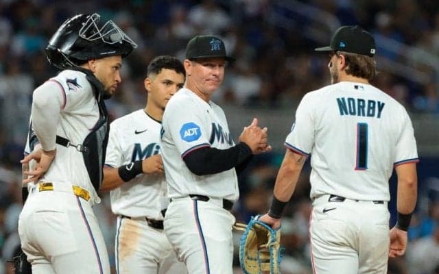 土日でもガラガラ、“数えられる”観客数　低迷球団に厳しい声「絶対的な恥」「なんだこれ」