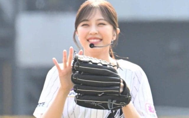 幕張に降臨した23歳美女　意外な交友関係…再会していた“お馴染み人物”「とても嬉しすぎた」