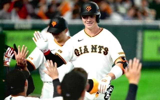 巨人に現れた“救世主”「ほんまに神助っ人」　爆音の衝撃弾…G党の心の支えに「ずっといて」