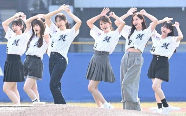 「天使すぎる」2人の美女　チアに混じってキレキレダンス「ビックリするくらい可愛い」