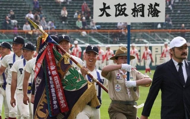 大阪桐蔭・黒川主将　優勝旗は「重かったですね」　昨年は春夏とも甲子園に出られず先輩の思いも背負う「ありがとうございましたと伝えたい」