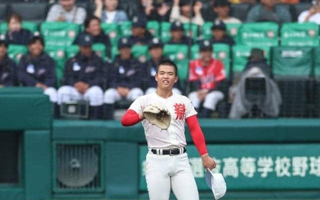 同点直後、悔やむ投球　智弁学園の杉本「投手で流れ変わる」収穫も