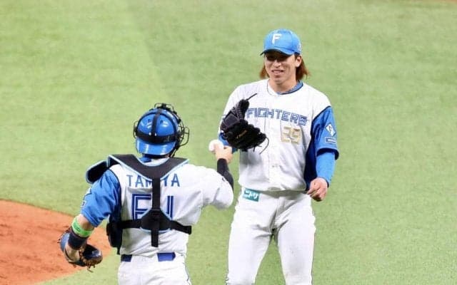 日本ハム・細野晴希がノーヒットノーラン　快挙目前で清宮幸が失策「これも試練か」も「欲張らず」偉業達成　本拠地開幕戦で史上９１人目の快挙　今季チーム初勝利もたらす