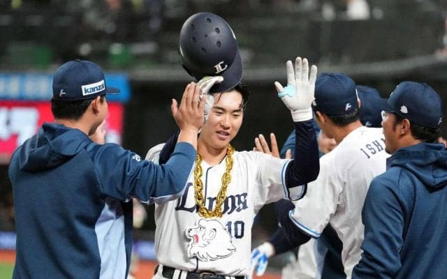 【西武】接戦制しホーム開幕戦勝利　ドラ１小島大河が２ラン、ドラ２岩城颯空が初セーブ