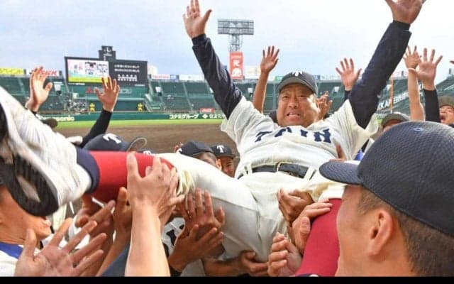 大阪桐蔭・西谷監督　春夏Ｖ１０に「年輪できてきた」　前チーム甲子園に出場させられなかった無念も晴らした