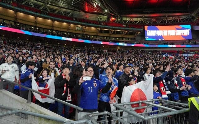 【日本代表】三笘薫の先制点に聖地ウェンブリーあっけにとられる　一角占める日本サポから大歓声