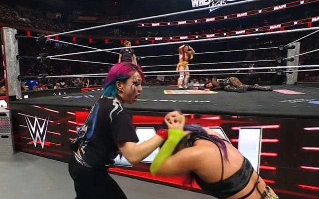 米NYの中心で日本人女子レスラーが“パワハラ” 日本人女子3人の深まる因縁 年間最大の“祭典”で決着も