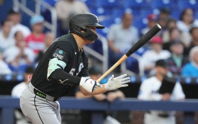 村上宗隆、デビュー５試合連続安打　第２打席に先制適時打　敵地マーリンズ戦「２番一塁」で出場