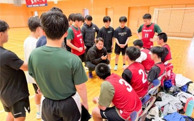 B1千葉Jと教育連携…クラーク記念国際高校『男子バスケットボール専攻』の記念すべき第1期生が結団式を実施