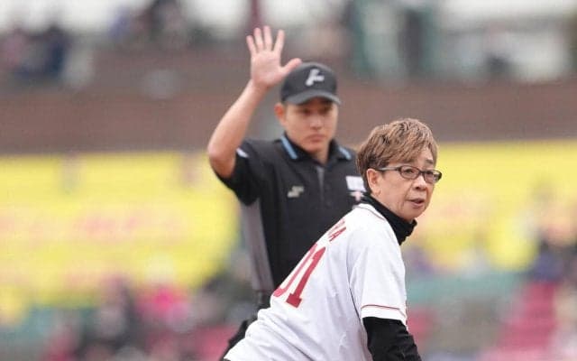 【楽天】宮城県出身で声優の山寺宏一、始球式で「マエケン体操」を披露「かなり緊張しました」