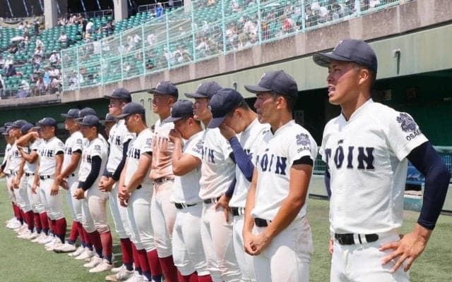 大阪桐蔭春Ｖの裏に56歳指揮官と18歳前主将の絆　昨年甲子園未出場→今春つづった長文メール