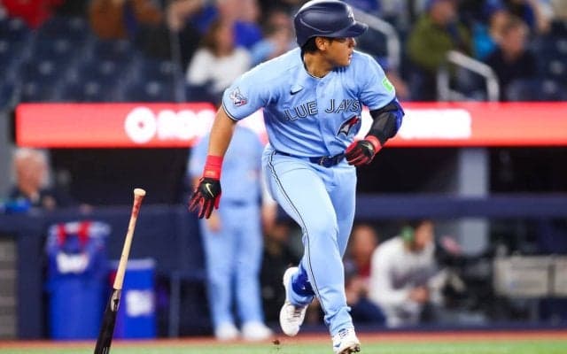 「ちょっと待て、おかしいだろ！」他球団ファンも思わずバグ起こす、“順調な”岡本和真のスタート「なんでオカモトを真剣に追わなかったのか」「彼は守備で平均以下だと思ってたし、メジャーの球速に対応できないはずなのに…」