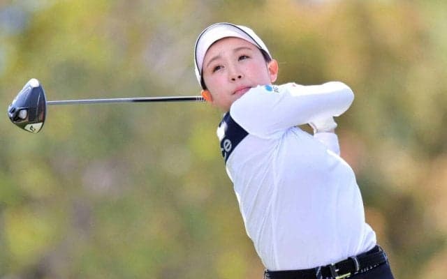 １８歳ルーキー伊藤愛華　最下位翌週に佐久間朱莉と並んで首位発進「やっとアンダーで回れた」