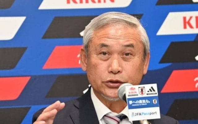 なでしこ・ニールセン監督が電撃退任　アジア・カップ優勝からわずか１２日　佐々木則夫ＮＤ「指導が少しゆるい、甘い」