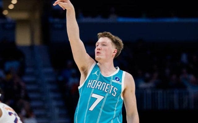 ホーネッツの新人コン・カニップルが快挙…シーズンの3P成功数で球団記録を更新
