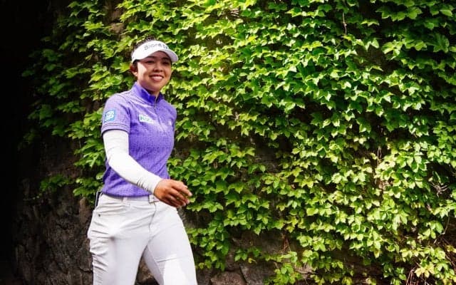 前週の予選落ちから首位発進 山下美夢有「粘り強いゴルフを」