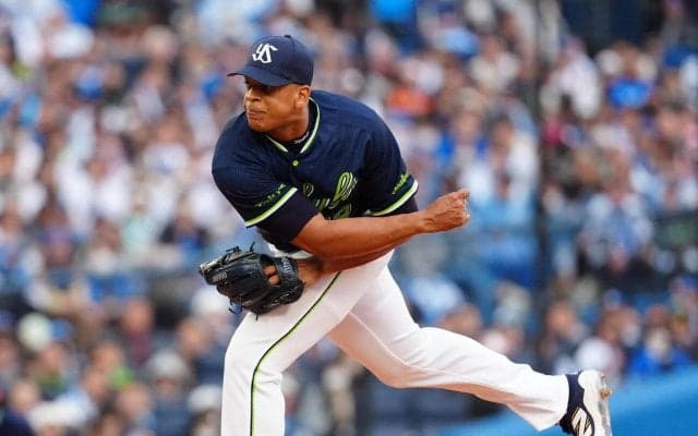 【ヤクルト】リランソ、２日はベンチ外も「もうゲームで戦う準備ができている」31日に打球当たる