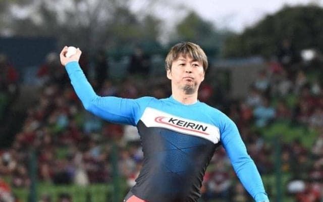 競輪界のレジェンド・平原康多氏が始球式　自身の冠大会をＰＲ　「本当に感動的な瞬間でした！」