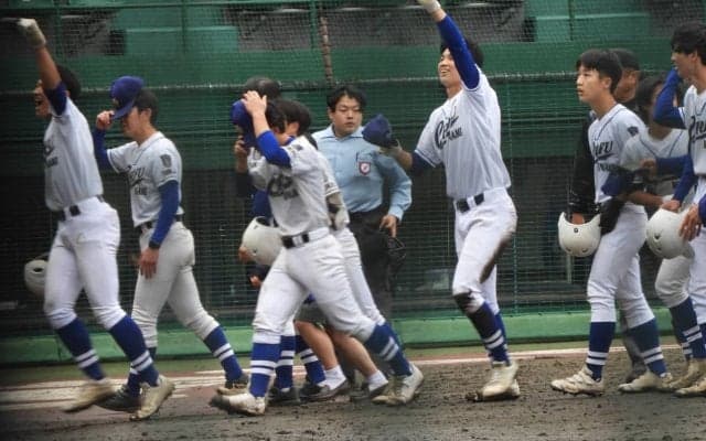 調布南が劇的サヨナラ！９回 4 点差の逆転勝利に指揮官「最後まで諦めない」【東京都】