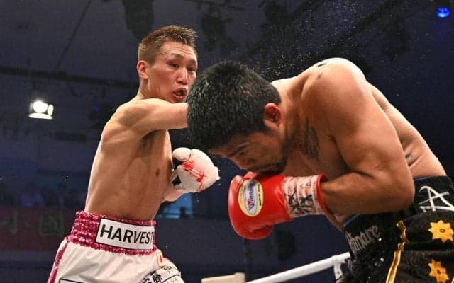 【ボクシング】小国以載「首の皮一枚、次は世界戦に」タパレスとの元世界王者対決に判定勝ち　