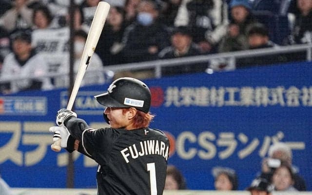 【ロッテ】藤原恭大がプロ初サヨナラ打　ルーキー毛利に負けをつけないためチーム一丸に