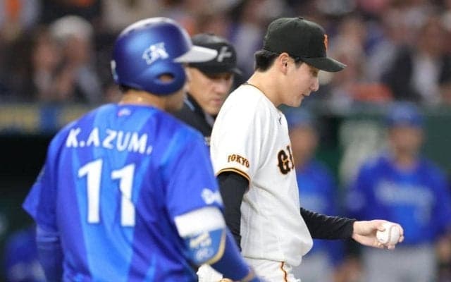 負け投手の巨人竹丸に　杉内投手チーフコーチ「今日みたいに四球が多くなると安打は少ないけど点を取られる」