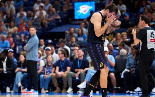 レイカーズに突然の試練…ドンチッチが左足の負傷で残りのレギュラーシーズンを欠場